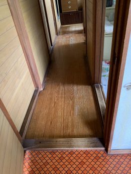 廊下~台所の敷居の段差
